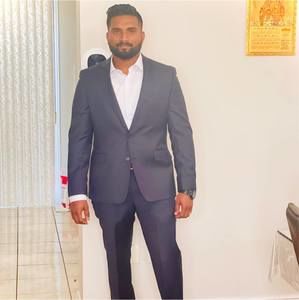 Meet your Posher, Suji